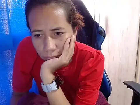 Erotic latina online show from 9, 3, 2025