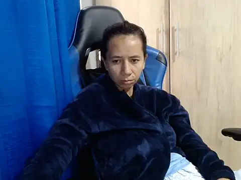 Erotic latina online show from 6, 10, 2025