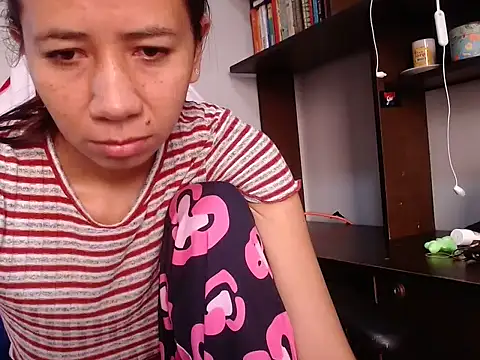 Erotic latina online show from 27, 10, 2025