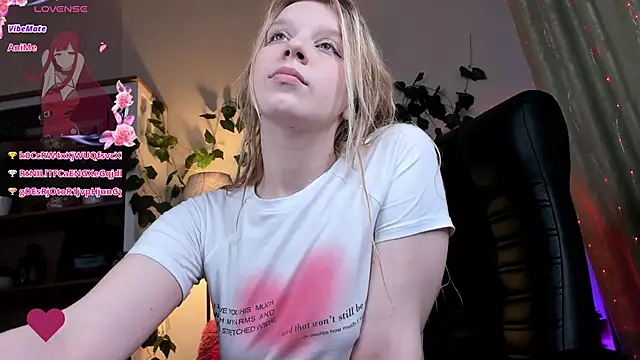 KarambaMoon online show from 2, 2, 2025