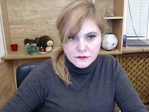 DaniellaKiss online show from 6, 2, 2026