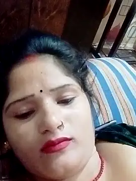 Snapshot of annaya_sweet chatting on 4, 5, 2026 annaya sweet online show from 4, 5, 2026