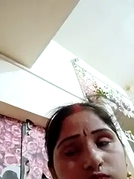 Snapshot of annaya_sweet chatting on 17, 5, 2026 annaya sweet online show from 17, 5, 2026