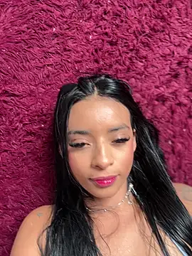 Laura fernandezII online show from 20, 2, 2025