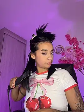 Laura fernandezII online show from 16, 5, 2026