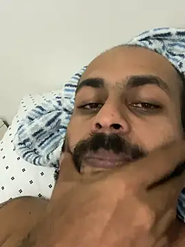 islandvybee55 online show from 12, 2, 2025