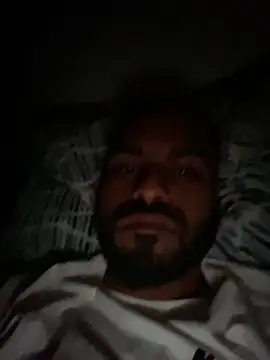 islandvybee55 online show from 28, 2, 2025