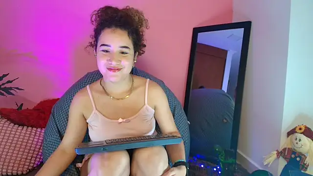 Charlotte11-11 online show from 21, 2, 2025