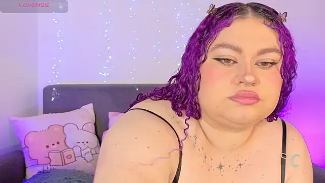 lunitaa0 online show from 23, 7, 2026
