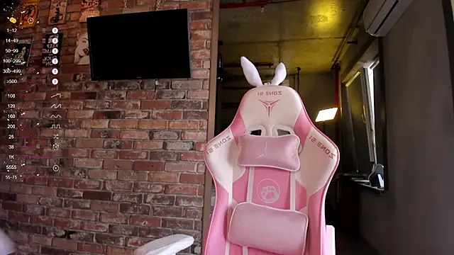 aesthetics  tease online show from 17, 9, 2025