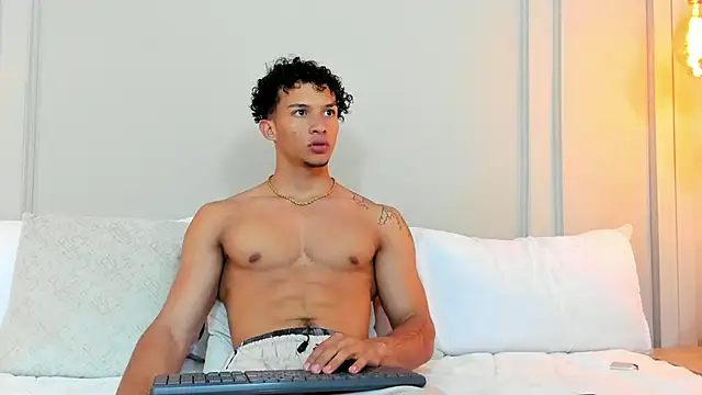 Dominick star online show from 13, 12, 2024