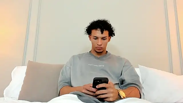 Dominick star online show from 27, 12, 2024