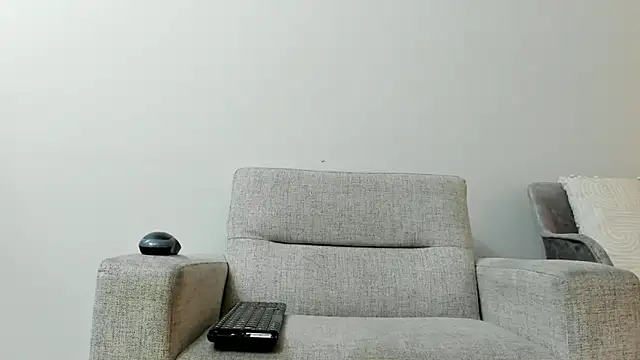 Dominick star online show from 2, 2, 2025