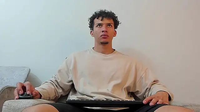 Dominick star online show from 22, 3, 2025