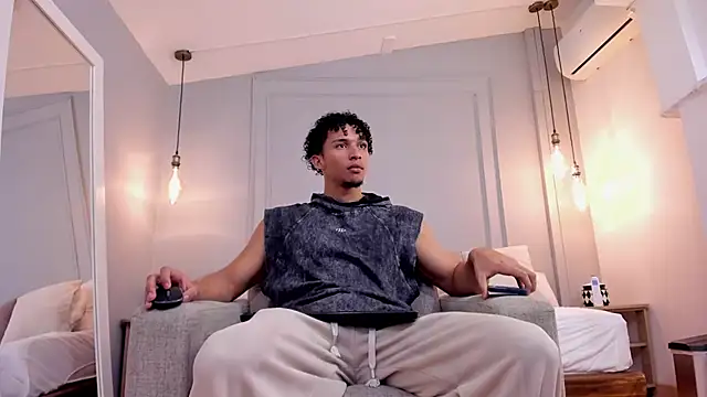 Dominick star online show from 19, 9, 2025