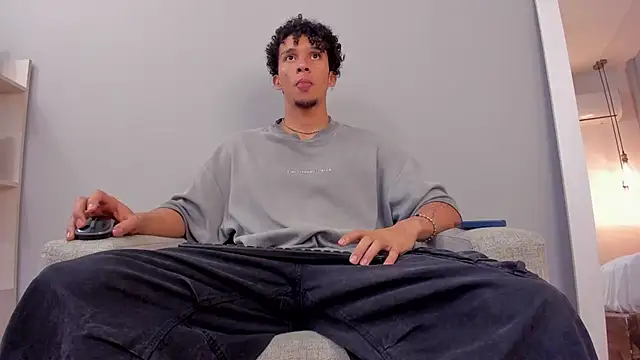 Dominick star online show from 26, 10, 2025