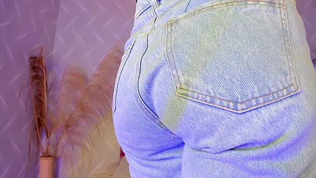 natalia aguirre1 online show from 19, 2, 2025