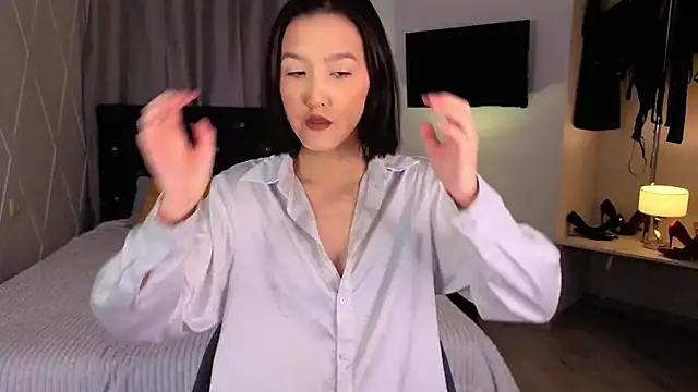 CarrieAmber online show from 21, 11, 2025