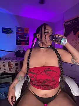 loveluna8 online show from 13, 3, 2025