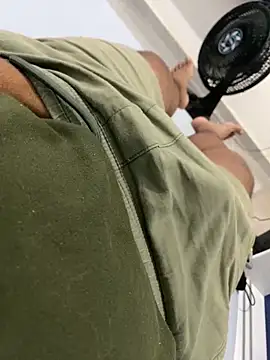 Snapshot of D4ivid chatting on 25, 11, 2025 D4ivid online show from 25, 11, 2025