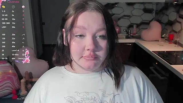 LilyBelll online show from 18, 2, 2026