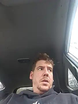 Titanhoott online show from 25, 11, 2025