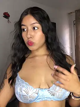 EmmaRossem online show from 23, 4, 2026