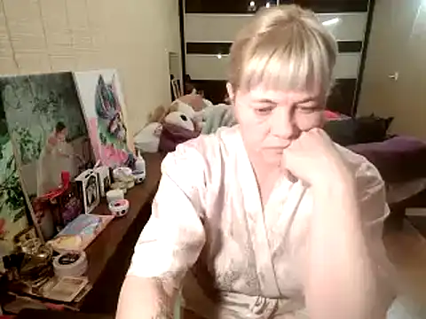 Lia Laguna77 online show from 3, 12, 2025