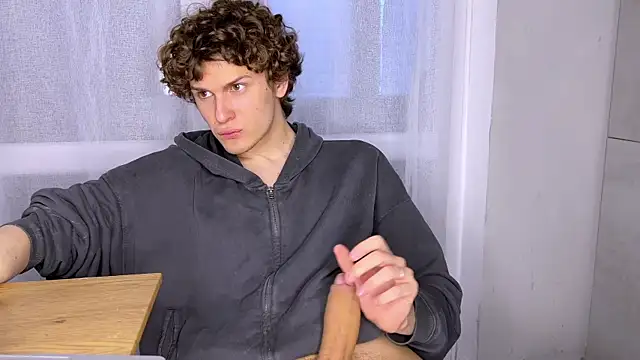 alyx garden online show from 6, 4, 2026