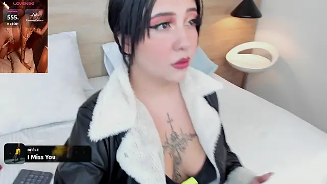 Megansttein  online show from 10, 3, 2025