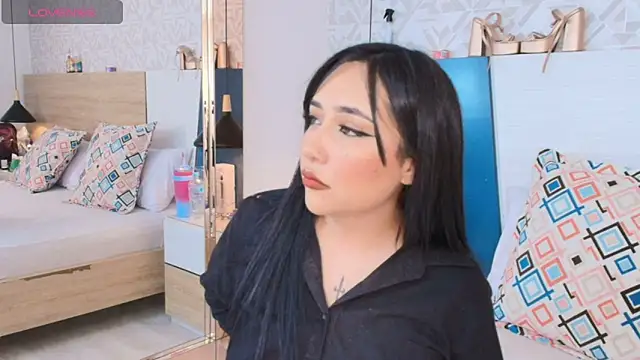 Megansttein  online show from 19, 9, 2025