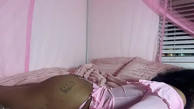 shandiloveslemonss online show from 4, 11, 2025