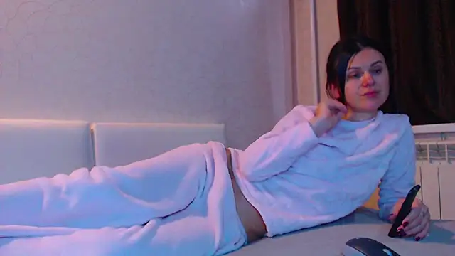 LeggyLover90 online show from 2, 12, 2025