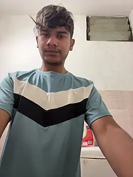 Snapshot of shortdickyboy chatting on 16, 9, 2025 shortdickyboy online show from 16, 9, 2025