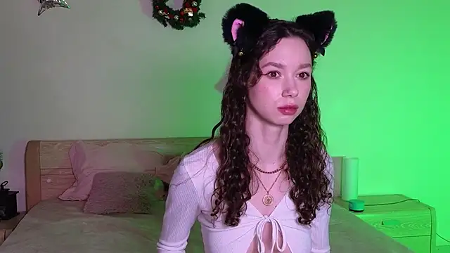 Snapshot of katycrown chatting on 27, 12, 2024 katycrown online show from 27, 12, 2024