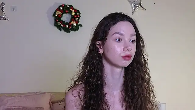 Snapshot of katycrown chatting on 7, 1, 2025 katycrown online show from 7, 1, 2025