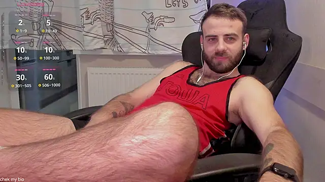 Snapshot of OtisRam chatting on 8, 11, 2025 OtisRam online show from 8, 11, 2025