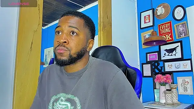 Drake Nassir4 online show from 8, 10, 2025