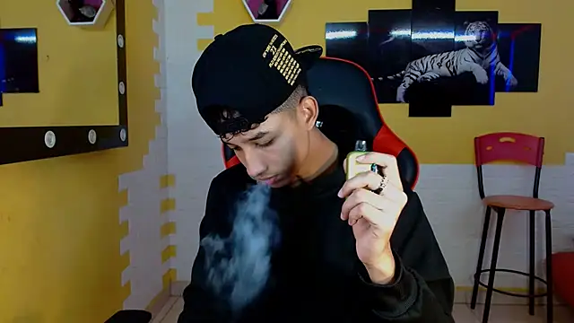 Snapshot of jose_sexycumm chatting on 16, 3, 2025 jose sexycumm online show from 16, 3, 2025