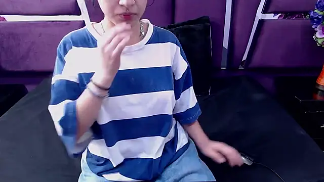 Snapshot of Katty_Queen chatting on 16, 1, 2025 Katty Queen online show from 16, 1, 2025