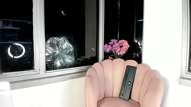 Megan Lim online show from 11, 1, 2025