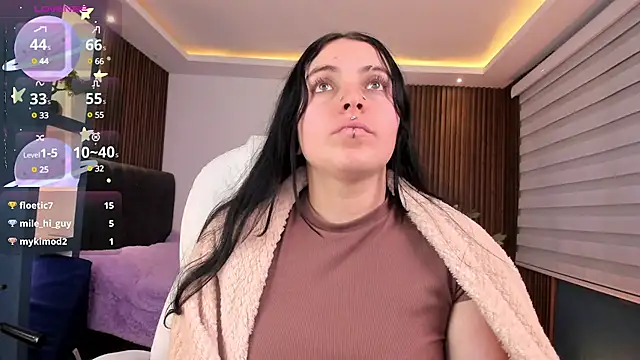 Lucy Smith2 online show from 6, 12, 2024