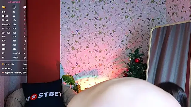 Snapshot of _Katie_Dierse chatting on 27, 12, 2024 Katie Dierse online show from 27, 12, 2024