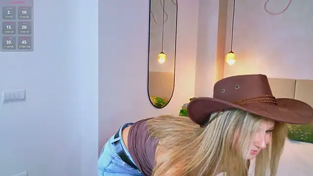 Snapshot of _Katie_Dierse chatting on 15, 11, 2025 Katie Dierse online show from 15, 11, 2025