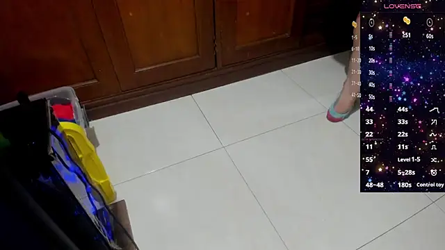 LILITH TORRES1 online show from 24, 1, 2025