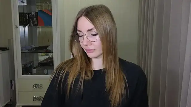 littlevildevil online show from 7, 12, 2024