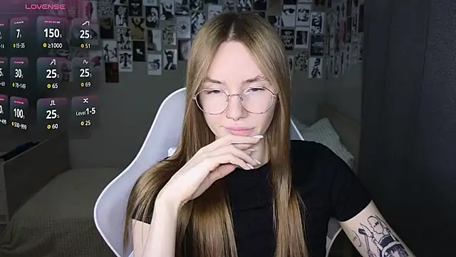 littlevildevil online show from 15, 2, 2026