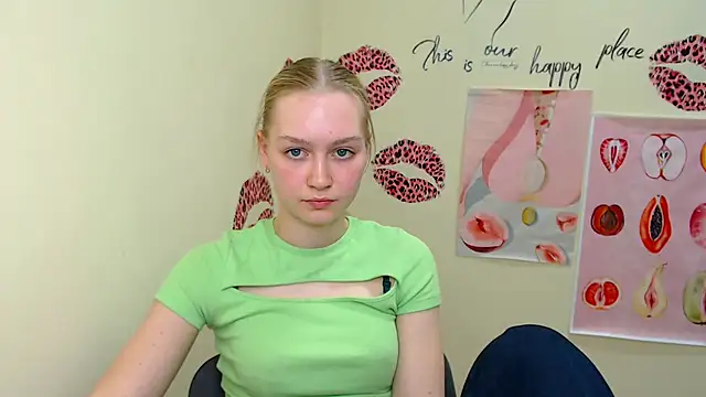 MademoiselleCl online show from 22, 2, 2025