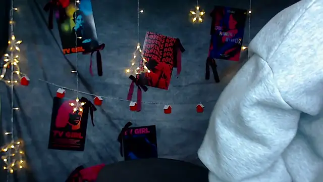 MademoiselleCl online show from 16, 12, 2025