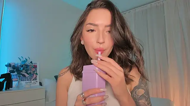 Oh My Dianee online show from 1, 10, 2025